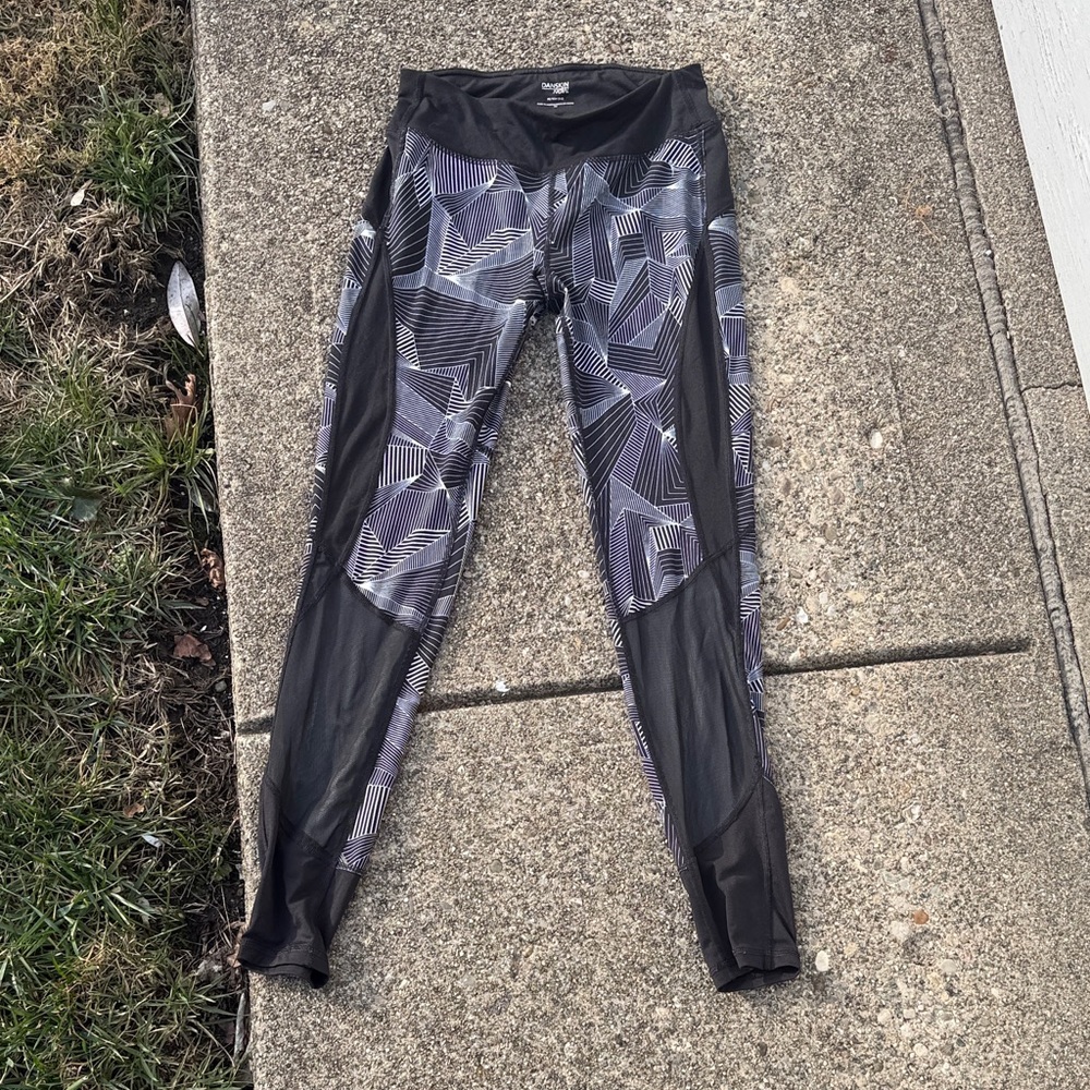 Danskin Now Black Activewear Leggings